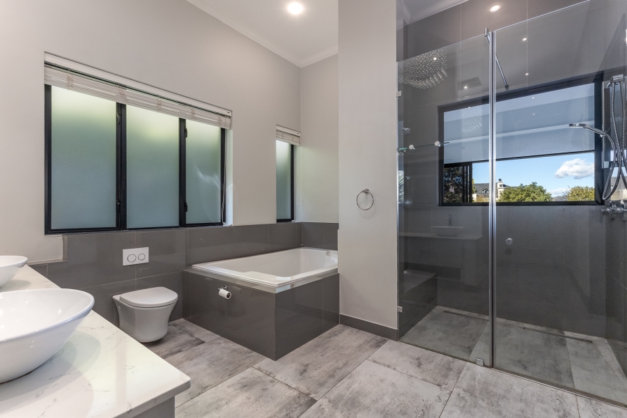To Let 3 Bedroom Property for Rent in Pearl Valley at Val de Vie Western Cape